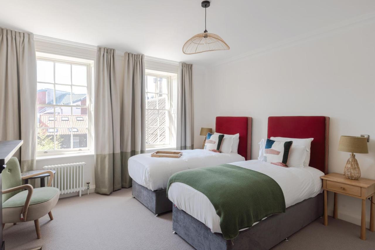 Redcliffe Parade No.9 I Your Apartment Бристол Екстериор снимка