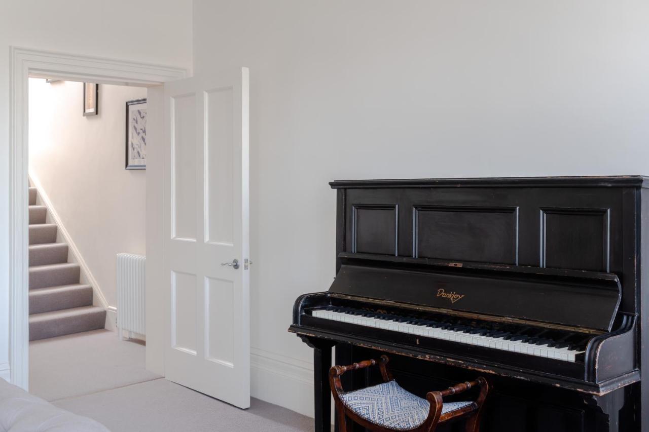 Redcliffe Parade No.9 I Your Apartment Бристол Екстериор снимка